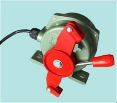 點擊查看詳細信息<br>標題：雙向拉繩開關XLLS-II 閱讀次數(shù)：2005