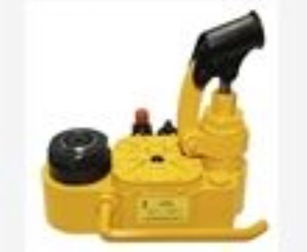 點擊查看詳細信息<br>標題：YQ-88B型高鐵液壓起道器 閱讀次數(shù)：2018