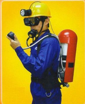 點(diǎn)擊查看詳細(xì)信息<br>標(biāo)題：潛水空氣呼吸器型 閱讀次數(shù)：2967