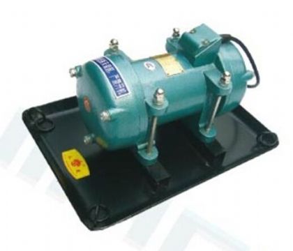 點(diǎn)擊查看詳細(xì)信息<br>標(biāo)題： ZW7/10附著式振動器 閱讀次數(shù)：1909