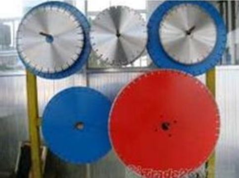 點擊查看詳細信息<br>標題：馬路刻紋機用刻文片 閱讀次數(shù)：1747