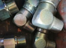 點擊查看詳細信息<br>標題：直角旋轉(zhuǎn)水接頭 閱讀次數(shù)：1749